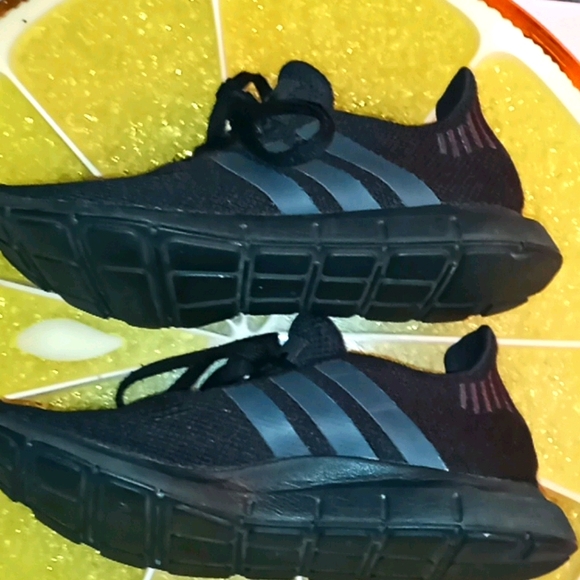 ADIDAS BLK ON BLK ORTHOLITE ATHLETIC SHOES-SIZE 5 - Picture 8 of 8